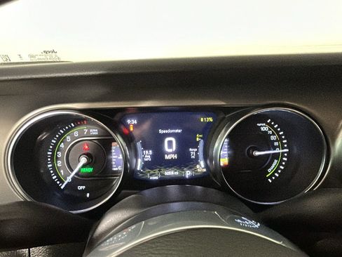 Used 2023 Jeep Wrangler Unlimited Rubicon 4xe w/ Cold Weather Group AWD/4WD image 21