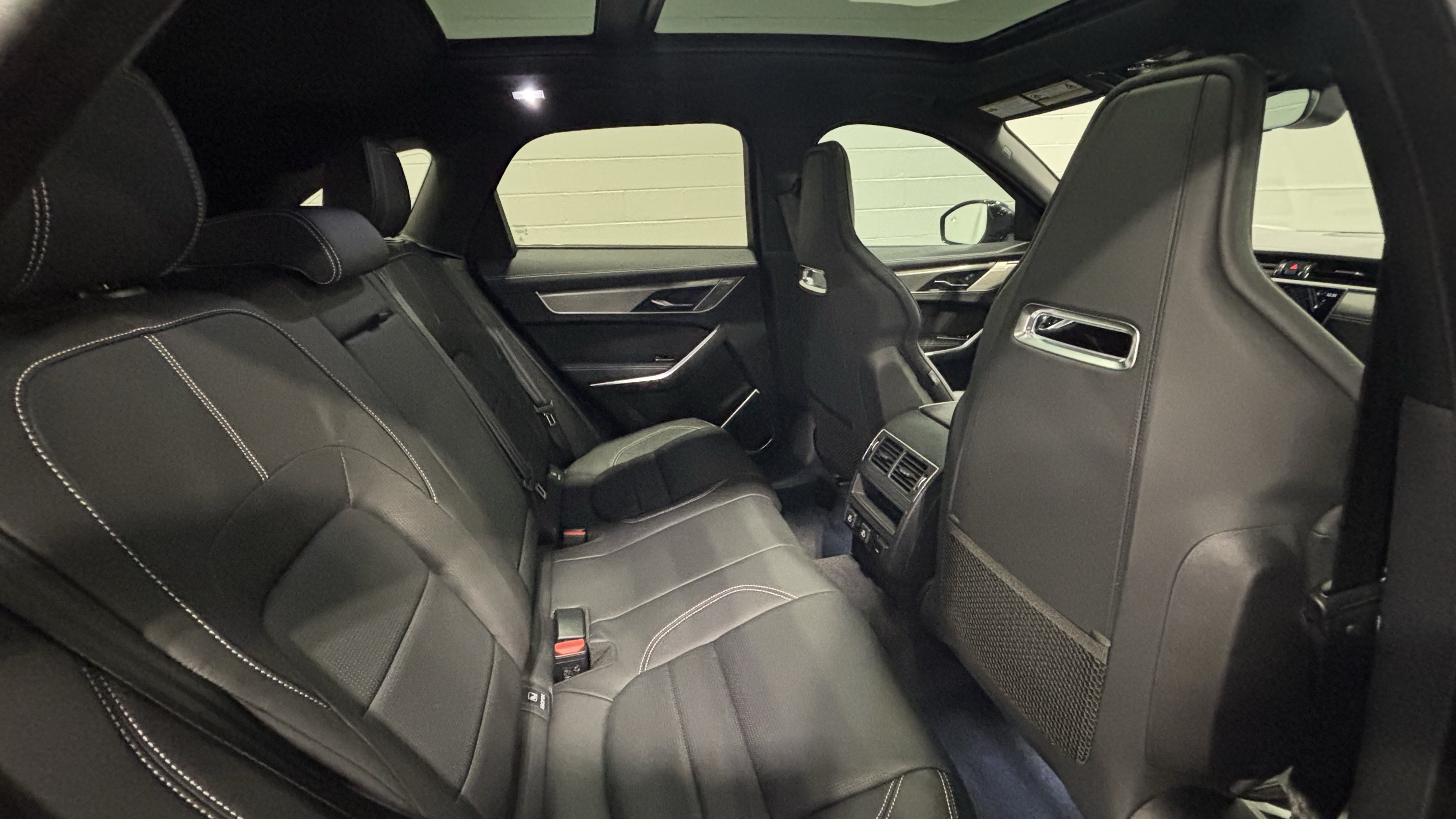 New 2026 Jaguar F-PACE R-Dynamic S AWD/4WD image 16