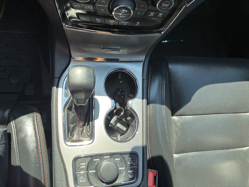 Used 2020 Jeep Grand Cherokee Trailhawk AWD/4WD image 21