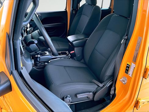 Used 2021 Jeep Wrangler Unlimited Sport AWD/4WD image 18