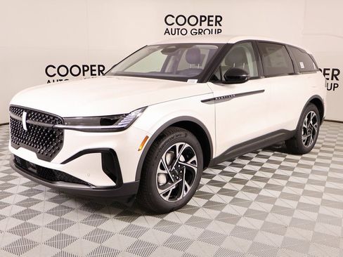 New 2026 Lincoln Nautilus Premier w/ Jet Appearance Package AWD/4WD image 11