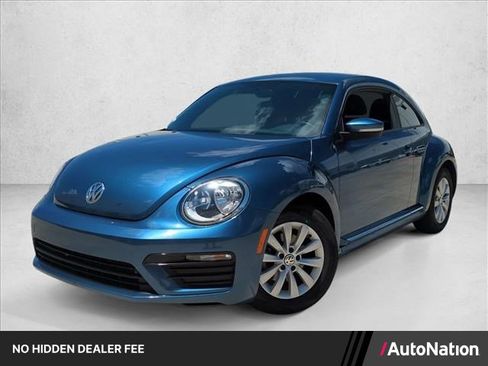 Used 2019 Volkswagen Beetle 2.0T S FWD image 1