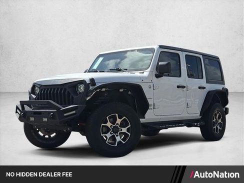 Used 2018 Jeep Wrangler Unlimited Sahara AWD/4WD image 1
