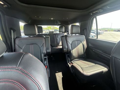 Used 2024 Ford Expedition Limited AWD/4WD image 15