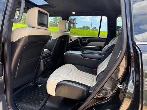Used 2019 INFINITI QX80 Limited w/ All-Season Package AWD/4WD image 13