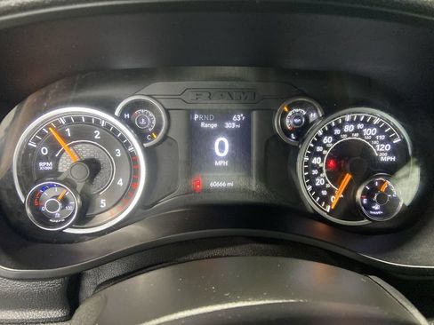 Used 2019 RAM 2500 Big Horn AWD/4WD image 12