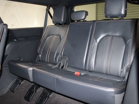Certified 2023 Ford Expedition Max Platinum image 29