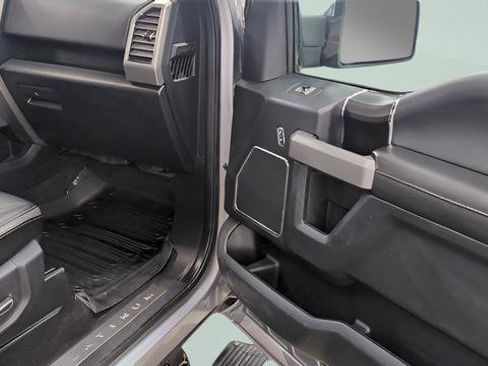 Used 2020 Ford F150 Platinum w/ Equipment Group 701A Luxury image 29