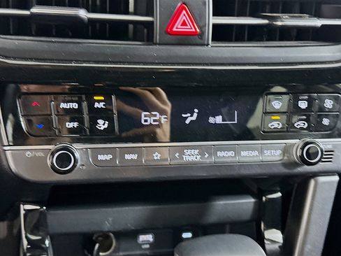 Used 2025 Kia Seltos S image 24