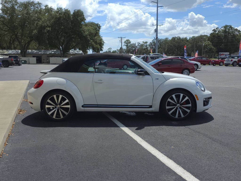 Used 2014 Volkswagen Beetle R-Line FWD image 5