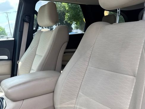 Used 2018 Dodge Durango SXT w/ Quick Order Package 2BB AWD/4WD image 5