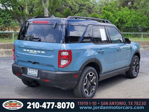 Used 2023 Ford Bronco Sport Outer Banks w/ Tech Package image 5