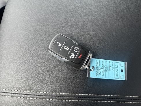 New 2026 RAM 1500 Big Horn AWD/4WD image 30