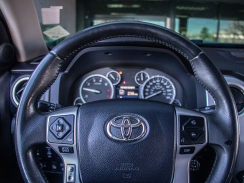 Used 2017 Toyota Tundra Platinum AWD/4WD image 13