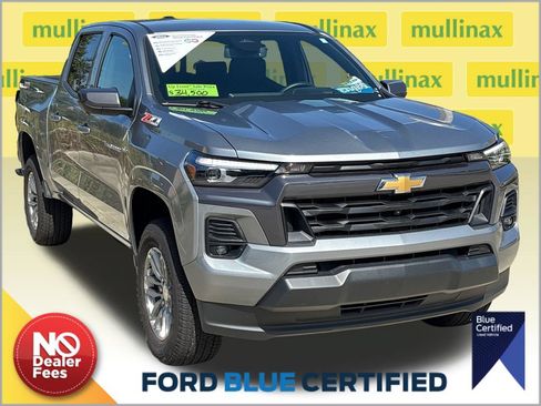 Used 2025 Chevrolet Colorado LT w/ LT Convenience Package RWD image 1