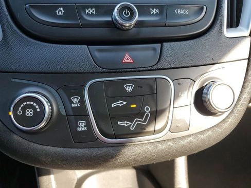 Used 2019 Chevrolet Malibu LS image 30