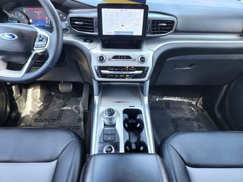 Certified 2023 Ford Explorer XLT w/ Equipment Group 202A AWD/4WD image 14