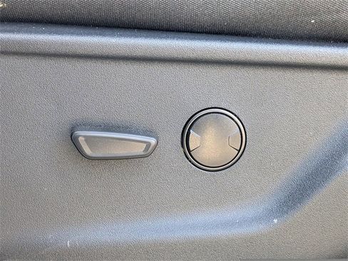 Used 2025 Ford F150 XLT w/ Equipment Group 301A Standard image 21