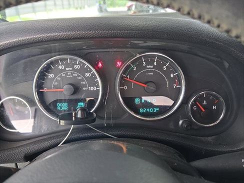 Used 2015 Jeep Wrangler Unlimited Sport w/ Quick Order Package 24S AWD/4WD image 11