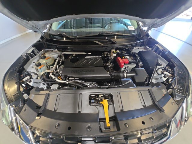 Used 2023 Nissan Rogue SV AWD/4WD image 24