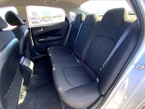 Used 2020 Kia Optima LX image 19