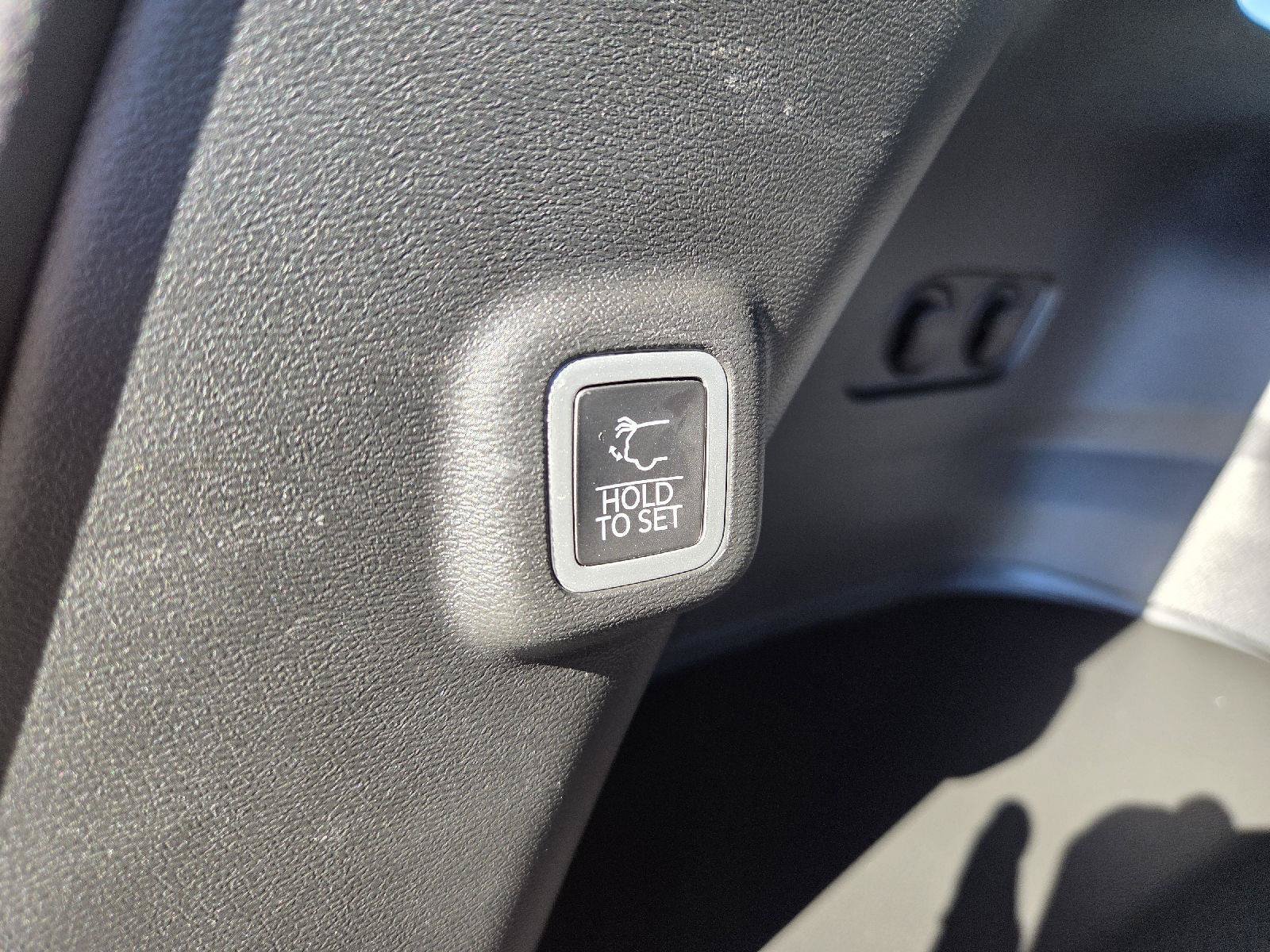 Used 2026 Jeep Cherokee Limited AWD/4WD image 31