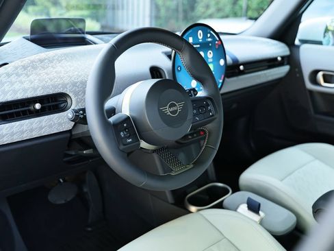Used 2026 MINI Cooper S FWD image 18