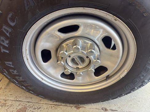 Used 2022 Ford F350 XL w/ Power Equipment Group image 32