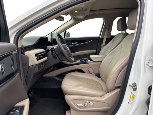 Certified 2023 Lincoln Nautilus Reserve w/ Equipment Group 201A image 14