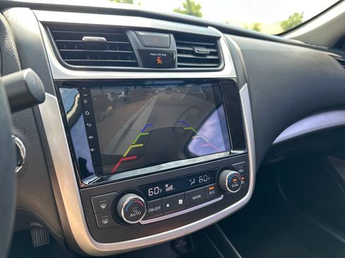 Used 2017 Nissan Altima 2.5 SV w/ Convenience Package FWD image 26