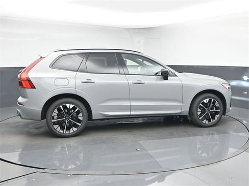 New 2026 Volvo XC60 B5 Plus w/ Protection Package Premier image 8