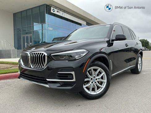 Certified 2022 BMW X5 xDrive40i w/ Premium Package AWD/4WD image 1
