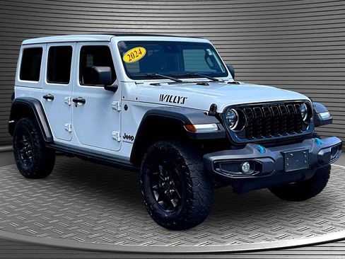 Used 2024 Jeep Wrangler Unlimited AWD/4WD image 1