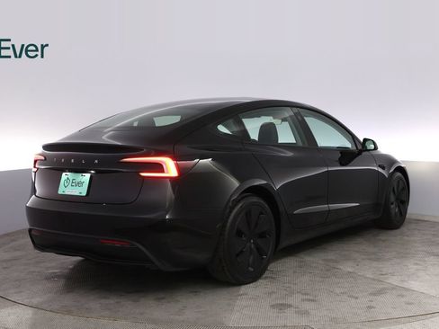 Used 2024 Tesla Model 3 Standard Range RWD image 3