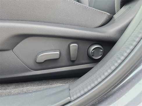 New 2026 Subaru Crosstrek 2.0i Premium image 13