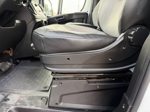 Used 2025 RAM ProMaster 3500 w/ Convenience Group FWD image 12
