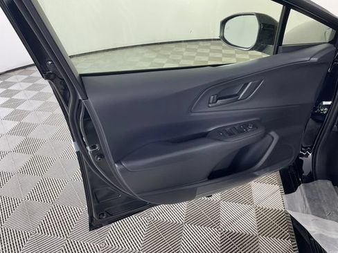 New 2026 Toyota Prius Plug-In Hybrid FWD image 5