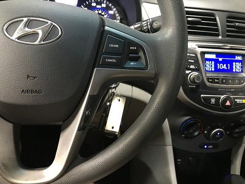 Used 2015 Hyundai Accent GLS w/ Option Group 02 FWD image 25