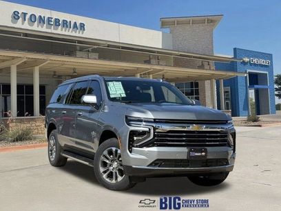 New 2026 Chevrolet Suburban LT w/ Comfort Package