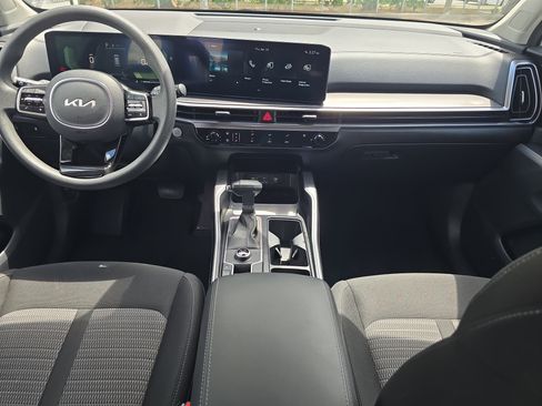 Certified 2024 Kia Sorento LX FWD image 12