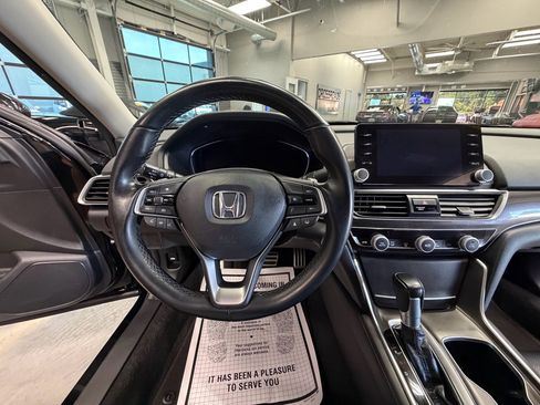 Used 2022 Honda Accord Sport Special Edition image 9