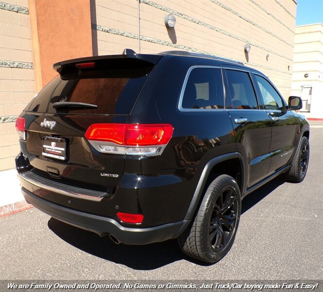 Used 2019 Jeep Grand Cherokee Limited AWD/4WD image 6