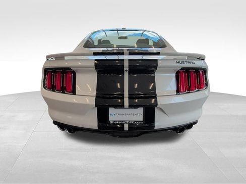 Used 2017 Ford Mustang GT Premium w/ GT Performance Package RWD image 4