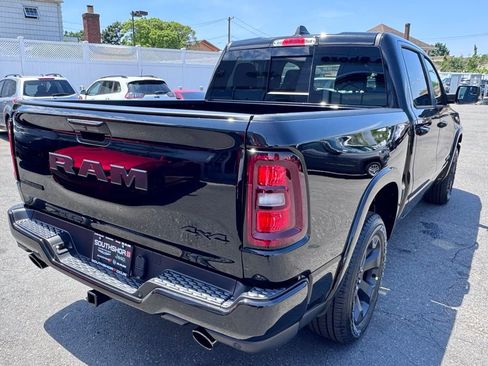 New 2026 RAM 1500 4x4 Crew Cab image 7