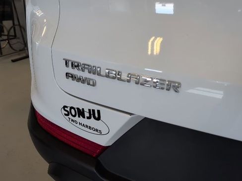 Used 2025 Chevrolet TrailBlazer LS w/ LS Convenience Package image 31