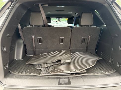 Used 2023 Chevrolet Traverse LT AWD/4WD image 14