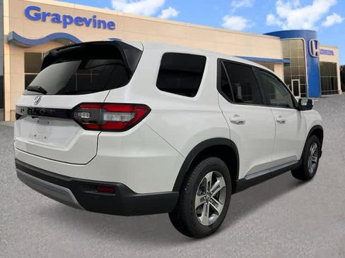 New 2025 Honda Pilot EX-L image 7