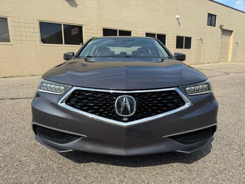 Used 2018 Acura TLX V6 w/ Technology Package FWD image 2