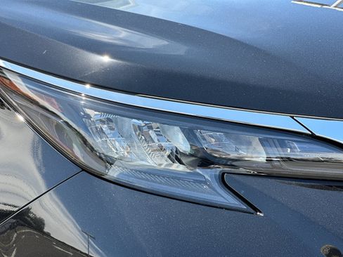 New 2026 Toyota Sienna XLE AWD/4WD image 27