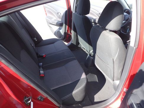 Used 2019 Nissan Versa SV image 11